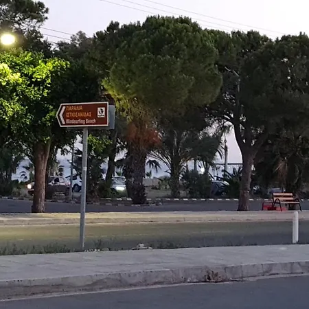 Allure בית נופש לרנקה